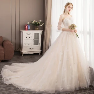 Élégant Champagne Robe De Mariée 2019 Princesse Bustier Perlage Perle En Dentelle Manches Courtes Dos Nu Tribunal Train