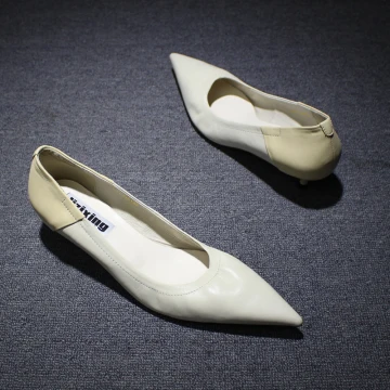 Modest Simple White Casual Pumps 2019 Leather 4 Cm Stiletto Heels Low Heel Pointed Toe Pumps