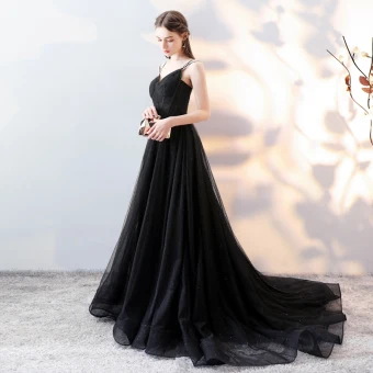 Elegant Black Evening Dresses 2018 A Line Princess Spaghetti Straps Backless Sleeveless Court Train Formal Dresses
