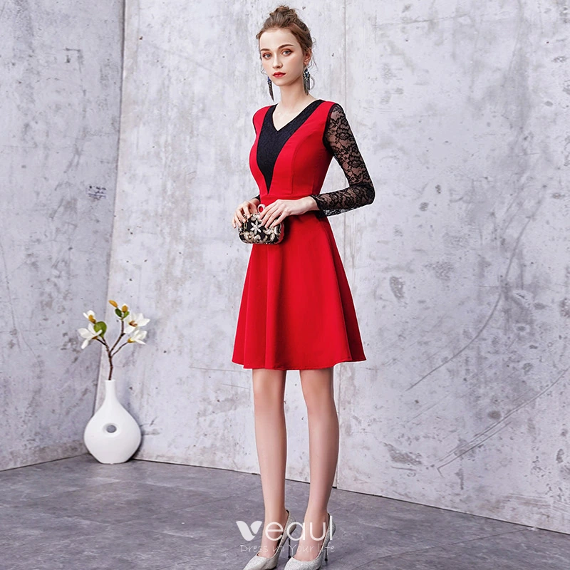 Chic / Beautiful Black Burgundy Homecoming Graduation Dresses 2019 A-Line / Princess V-Neck Lace Flower 3/4 Sleeve Knee-Length Formal Dresses