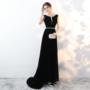 Chic Belle Noire Robe De Soirée 2018 Princesse Daim Faux Diamant Encolure Dégagée Dos Nu Sans Manches Train De Balayage Robe De Ceremonie