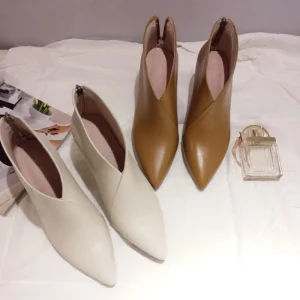 Simple Beige Désinvolte Bottes Femme 2019 Cuir 7 Cm Talons Aiguilles À Bout Pointu Bottes