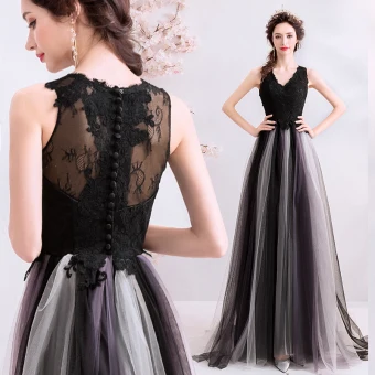 Chic Beautiful Black Evening Dresses 2019 A Line Princess V Neck Lace Flower Buttons Sleeveless Floor Length Long Formal Dresses
