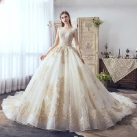 Luksus Champagne Brudekjoler 2019 Prinsesse Scoop Halsen Håndlaget Beading Perle Paljetter Rhinestone Blonder Blomst Korte Ermer Ryggløse Cathedral Train