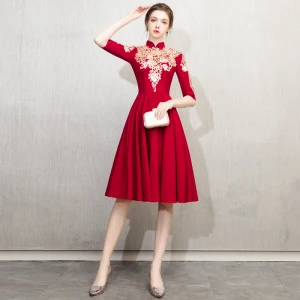 Style Chinois Bordeaux Robe De Soirée 2019 Princesse Col Haut Doré En Dentelle Fleur 1 2 Manches Mi Longues Robe De Ceremonie
