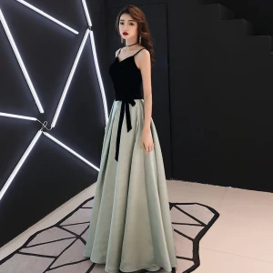 Chic Beautiful Black Evening Dresses 2019 A Line Princess Spaghetti Straps Suede Bow Sleeveless Backless Floor Length Long Formal Dresses