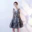 Chic / Belle Gris Robe De Cocktail 2019 Princesse V-Cou Paillettes Appliques Cristal En Dentelle Fleur Courte Sans Manches Dos Nu Robe De Ceremonie