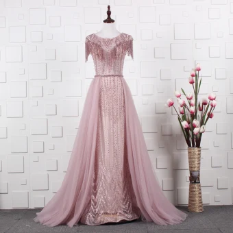Luxe Rougissant Rose Fait Main Cristal Robe De Ceremonie 2019 Princesse Encolure Dégagée Perlage T Strap Faux Diamant Manches Courtes Train De Balayage Robe De Soirée