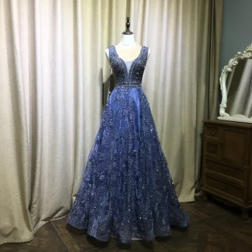 Glittrande Kungsblå Handgjort Beading Aftonklänningar 2019 Prinsessa V Hals Kristall Spets Blomma Ärmlös Halterneck Långa Formella Klänningar