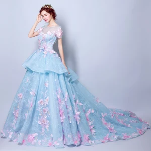 Unique Bleu Robe De Mariée 2018 Robe Boule Appliques Perle Encolure Dégagée Transparentes Manches Courtes Chapel Train Mariage