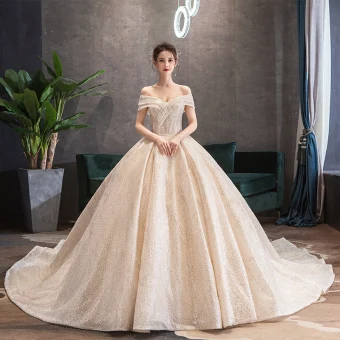 Luxe Champagne Robe De Mariée 2019 Robe Boule De L 039 Épaule Paillettes Manches Courtes Dos Nu Royal Train