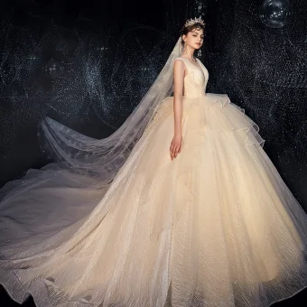 Classy Champagne Wedding Dresses 2019 Ball Gown Scoop Neck Glitter Sequins Sleeveless Backless Royal Train