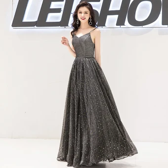 Charmant Noire Robe De Soirée 2019 Princesse Bretelles Spaghetti Étoile Paillettes Sans Manches Dos Nu Longue Robe De Ceremonie