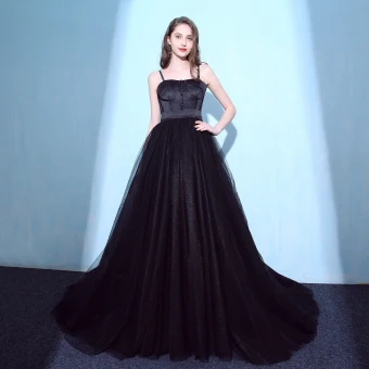 Charmant Noire Robe De Bal 2018 Empire Bretelles Spaghetti Dos Nu Sans Manches Tribunal Train Robe De Ceremonie
