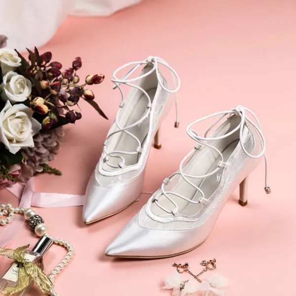 Classic Ivory Wedding Shoes 2019 Leather Lace X-Strap Ankle Strap 8 cm Stiletto Heels Pointed Toe Wedding Pumps