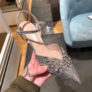 Scintillantes Argenté Chaussure De Mariée 2019 Cuir Cristal Paillettes Bride Cheville 6 Cm Talons Aiguilles À Bout Pointu Mariage Talons Hauts
