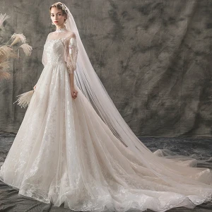 Eleganckie Kość Słoniowa Suknie Ślubne 2019 Princessa Wysokiej Szyi Z Koronki Kwiat 3 4 Rękawy Bez Pleców Trenem Kaplica