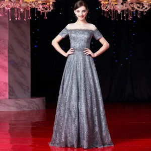 Luxe Gris Robe De Soirée 2019 Princesse Encolure Dégagée Perlage Faux Diamant En Dentelle Fleur Manches Courtes Longue Robe De Ceremonie