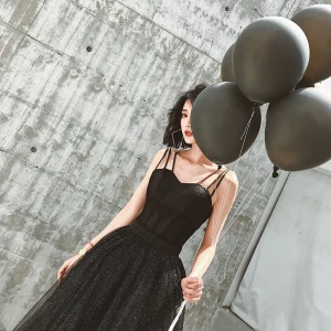 Simple Moderne Mode Noire Robe De Soirée 2019 Princesse Encolure Dégagée Sans Manches Longue Robe De Ceremonie