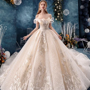 Luxe Champagne Robe De Mariée 2019 Robe Boule De L 039 Épaule Perlage Paillettes En Dentelle Fleur Sans Manches Dos Nu Royal Train