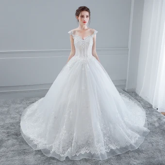 Élégant Blanche Robe De Mariée 2018 Robe Boule En Dentelle Fleur Perlage Paillettes V Cou Dos Nu Sans Manches Chapel Train Mariage