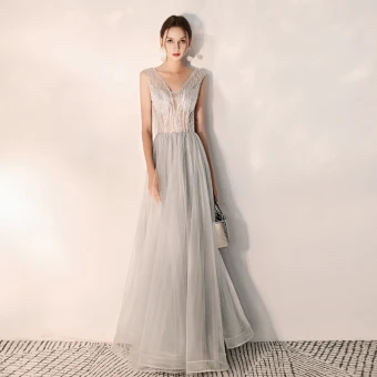 Chic Gris Robe De Soirée 2019 Princesse V Cou Perlage Sans Manches Dos Nu Longue Robe De Ceremonie