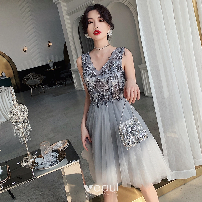 Charming Grey Cocktail Dresses 2019 A Line Princess V Neck Beading Sequins Tassel Sleeveless Backless Short Formal Dresses