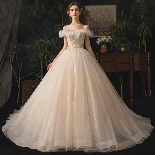 Luxe Champagne Robe De Mariée 2019 Princesse De l'épaule Perlage Paillettes Appliques En Dentelle Fleur Sans Manches Dos Nu Noeud Cathedral Train