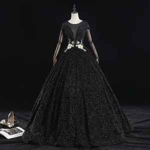 Chic Noire Robe De Bal 2019 Princesse Encolure Dégagée Perlage Cristal Perle Faux Diamant En Dentelle Fleur Manches Courtes Dos Nu Longue Robe De Ceremonie