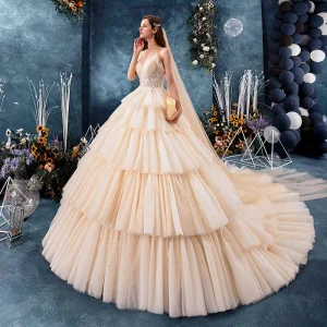 High End Champagne Brudekjoler 2019 Ballkjole Spaghettistropper Beading Paljetter Blonder Blomst Uten Ermer Ryggløse Gripende Ruffles Royal Train