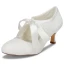 Schlicht Ivory / Creme Satin Spitze Brautschuhe 2021 Schleife 6 cm Stilettos Runde Zeh Hochzeit Pumps Hochhackige