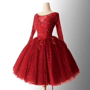 Chic Belle Bordeaux Robe De Fete 2018 Robe Boule En Dentelle Appliques Perlage Cristal Encolure Dégagée Dos Nu Manches Longues Courte Robe De Ceremonie