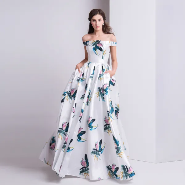 Modern / Fashion Ivory Evening Dresses  2019 A-Line / Princess Off-The-Shoulder Printing Short Sleeve Backless Floor-Length / Long Formal Dresses