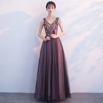 Elegant Black Prom Dresses 2018 A Line Princess Beading Appliques V Neck Backless Sleeveless Floor Length Long Formal Dresses