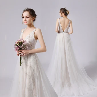 Moderne Mode Ivoire Robe De Mariée 2021 Princesse Perlage Perle Paillettes En Dentelle Fleur Col V Profond Sans Manches Dos Nu Train De Balayage Mariage