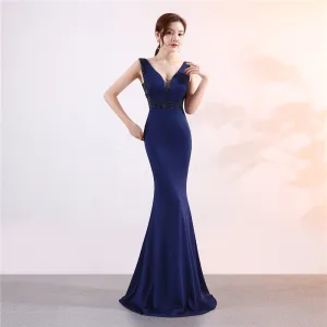 Chic Beautiful Navy Blue Evening Dresses 2019 Trumpet Mermaid V Neck Beading Crystal Sleeveless Backless Floor Length Long Formal Dresses