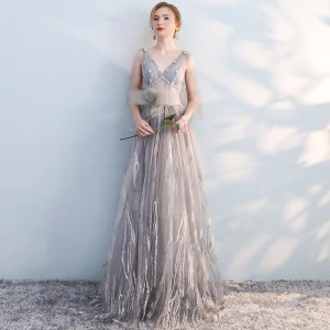 Chic Beautiful Grey Evening Dresses 2019 A Line Princess V Neck Bow Lace Flower 1 2 Sleeves Backless Sweep Train Formal Dresses