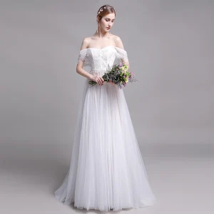 Chic Belle Blanche Plage Robe De Mariée 2019 Princesse De L 039 Épaule En Dentelle Fleur Manches Courtes Dos Nu Longue