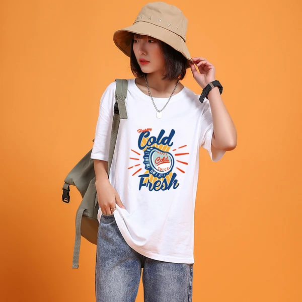 Désinvolte Vêtement de rue Blanche Dessin animé Impression Ample T-Shirts 2021 Coton Encolure Dégagée Manches Courtes Hauts pour Femmes T-shirt