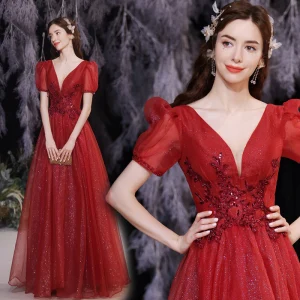 Charmant Bordeaux Glitter Robe De Soirée 2021 Princesse V Cou Perlage Paillettes Manches Courtes Dos Nu Longue Robe De Ceremonie