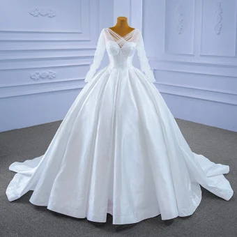 Haut De Gamme Ivoire Robe Boule Robe De Mariée 2021 V Cou Manches Longues Dos Nu Chapel Train Mariage