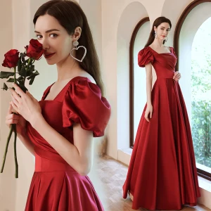 Vintage Rot Satin Ballkleider 2021 A Linie Eckiger Ausschnitt Kurze Ärmel Rückenfreies Lange Ballkleider