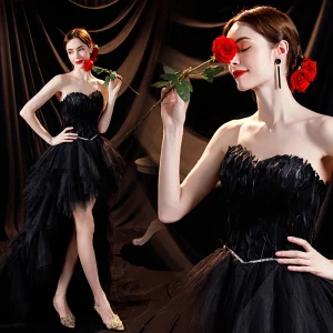 Sexy Black Feather Asymmetrical Evening Dresses 2021 Strapless Sleeveless Backless Sash Evening Party Formal Dresses