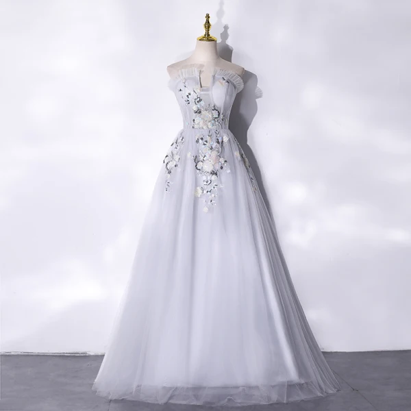 Élégant Argenté Paillettes En Dentelle Fleur Robe De Bal 2021 Princesse Volants Bustier Sans Manches Dos Nu Longue Robe De Ceremonie