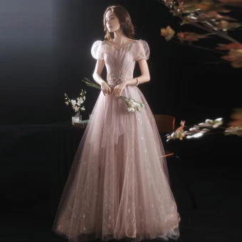 Charmant Rose Sombre Robe De Bal 2021 Princesse Perlage Perle Paillettes Encolure Carrée Gonflée Manches Courtes Dos Nu Longue Robe De Ceremonie