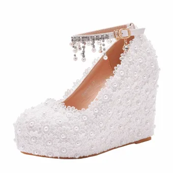 Chic Beautiful White Lace Flower Wedding Shoes 2021 Waterproof Pearl Rhinestone Ankle Strap Wedding 10 Cm Wedges Round Toe Sandals