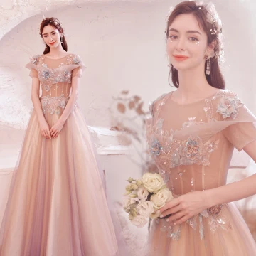 Charmant Rougissant Rose Perlage Perle Paillettes En Dentelle Fleur Robe De Bal 2021 Princesse Encolure Dégagée Manches Courtes Dos Nu Longue Robe De Ceremonie