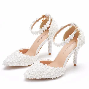 Charming White Pearl Lace Flower Wedding Shoes 2021 Ankle Strap 7 Cm Stiletto Heels Pointed Toe Wedding High Heels