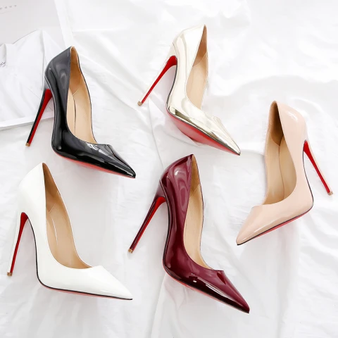 Fine Rød Gateklær Patent Lær Pumps 2021 12 cm Stiletthæler Spisse Pumps Høyhælte
