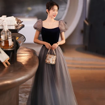 Élégant Bleu Marine Robe De Bal 2021 Princesse Encolure Carrée Gonflée Manches Courtes Dos Nu Longue Promo Robe De Ceremonie